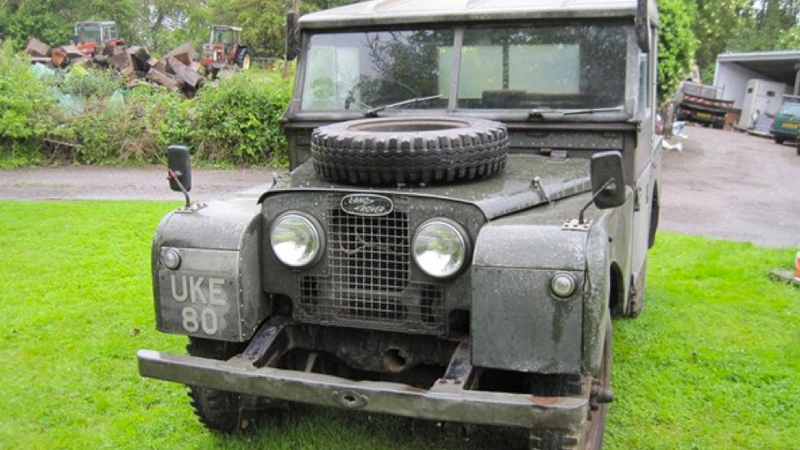 Illustration for article titled Winston Churchill's Land Rover Could Be Yours
